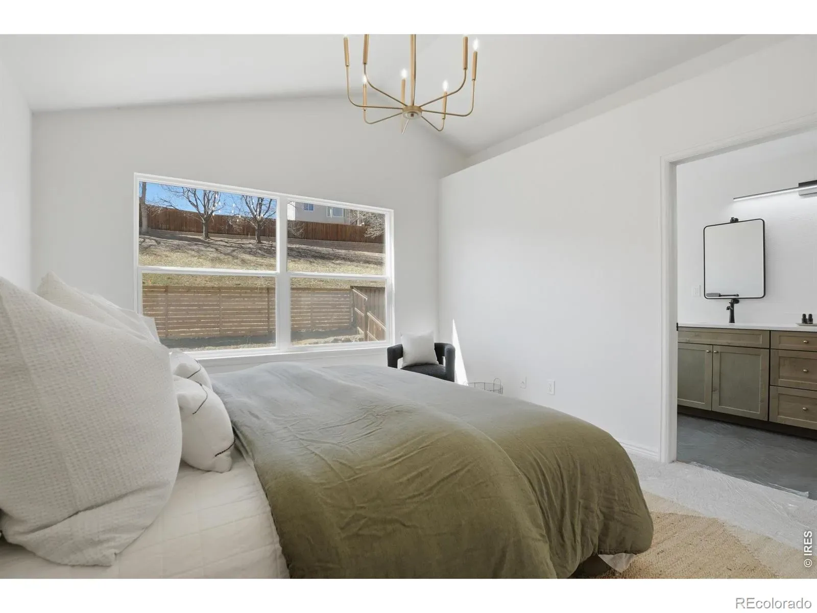 03242026003815 1600 30