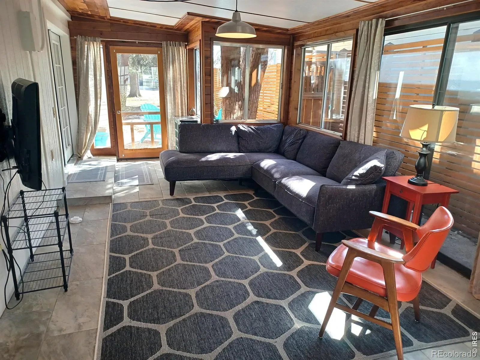 03212026002550 1600 10