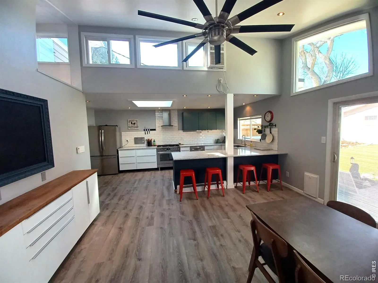 03212026002550 1600 16