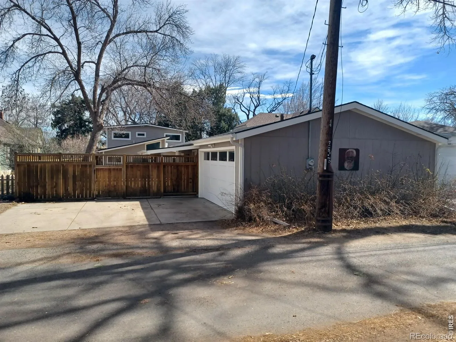 03212026002550 1600 42