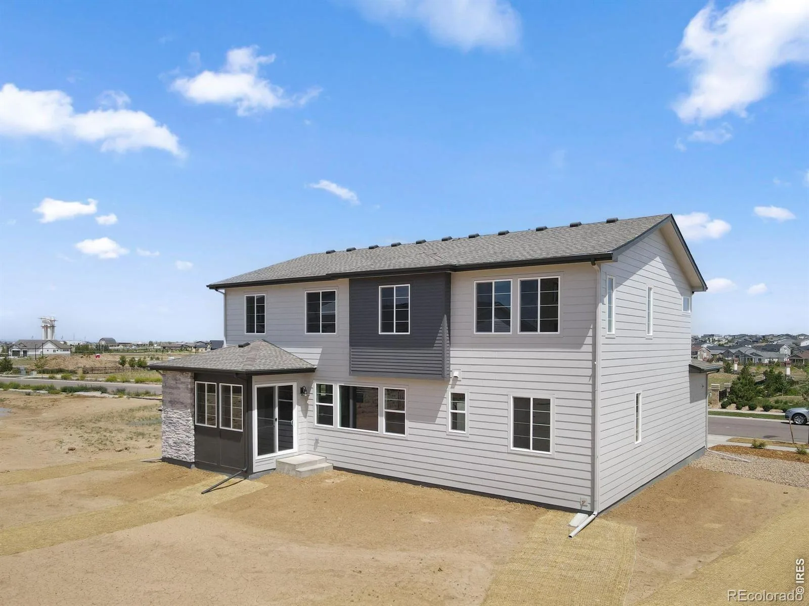 24376 E 35th Drive Aurora CO 80019 | MLS #RECIR1054406 09232026055709 1600 3