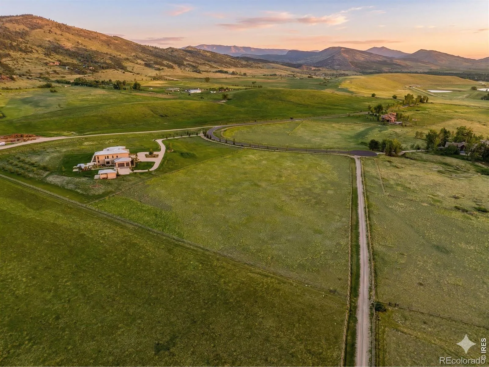 11534 Eagle Springs Trail Longmont CO 80503 | MLS #RECIR1054497 04302026010602 1600 13