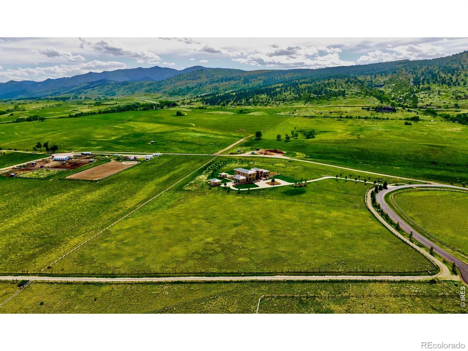 11534 Eagle Springs Trail Longmont CO 80503 | MLS #RECIR1054497 04302026010602 1600 7