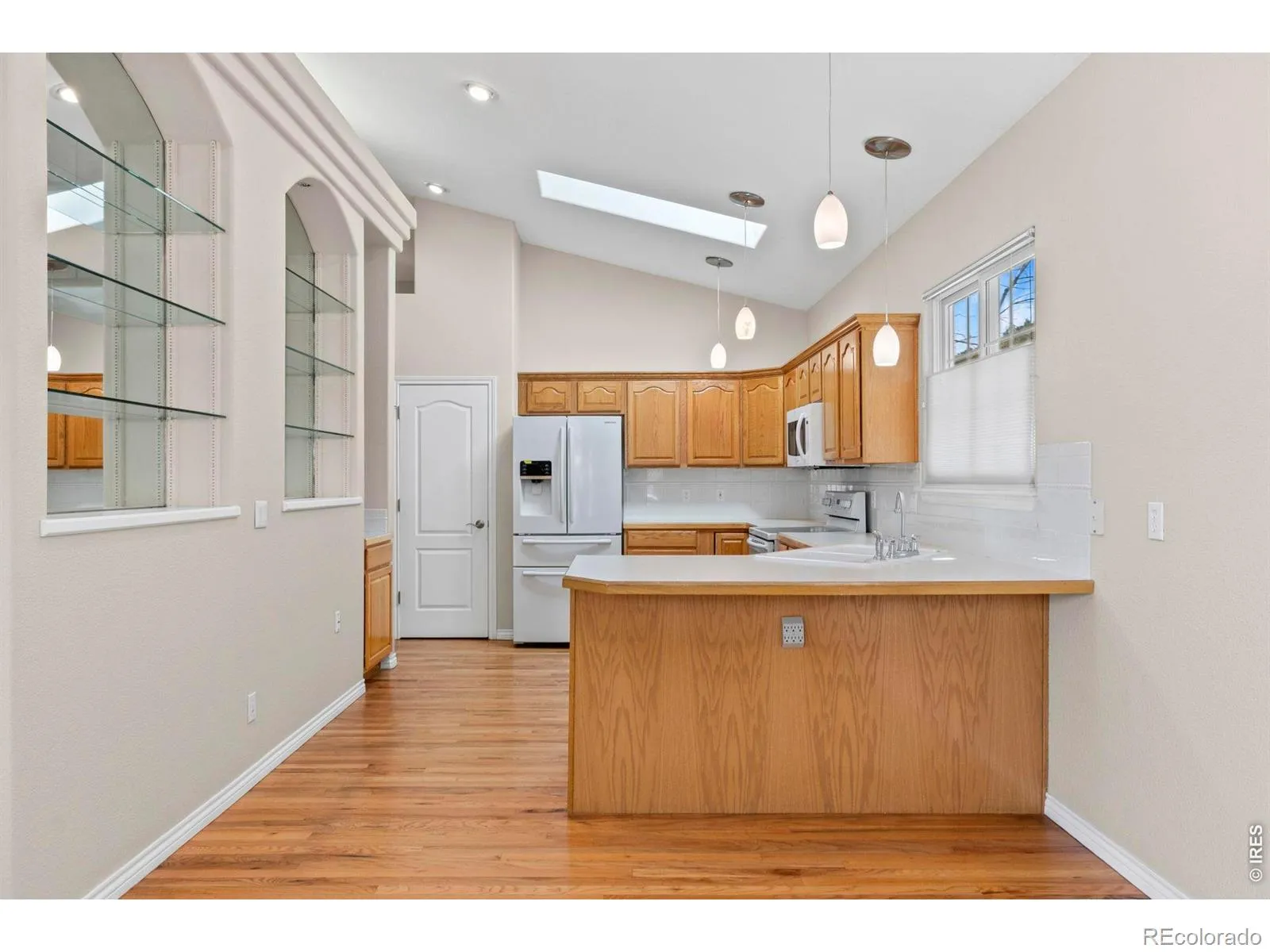 04042026182446 1600 10