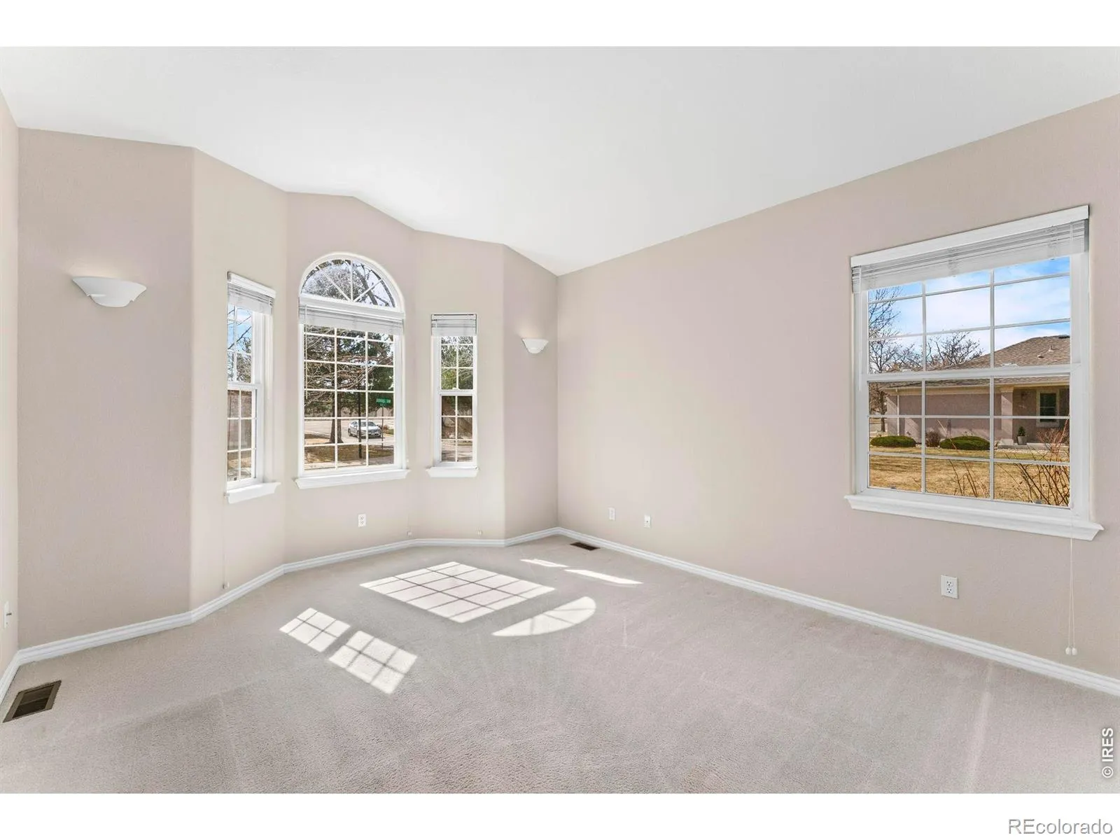 04042026182446 1600 14