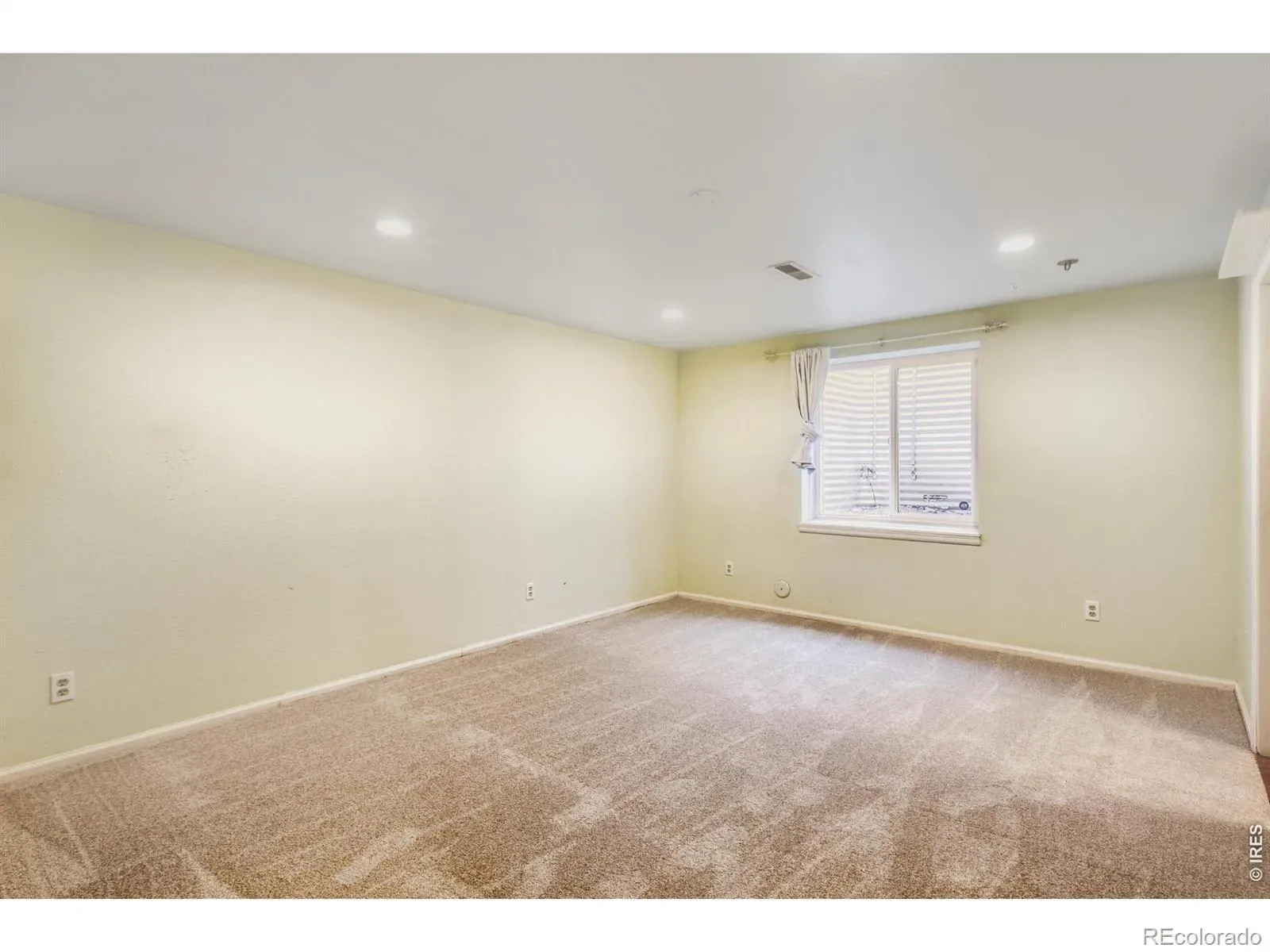 16623 E Powers Place Centennial CO 80015 MLS #RECIR1054616 03262026163856 1600 31