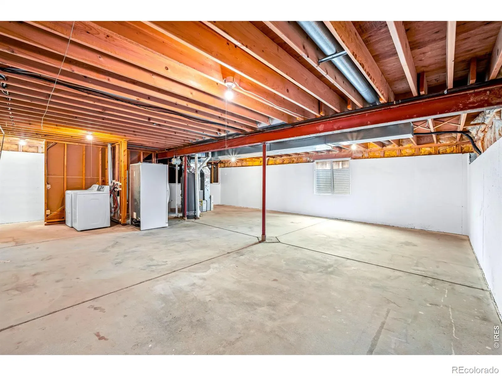 03262026164145 1600 32