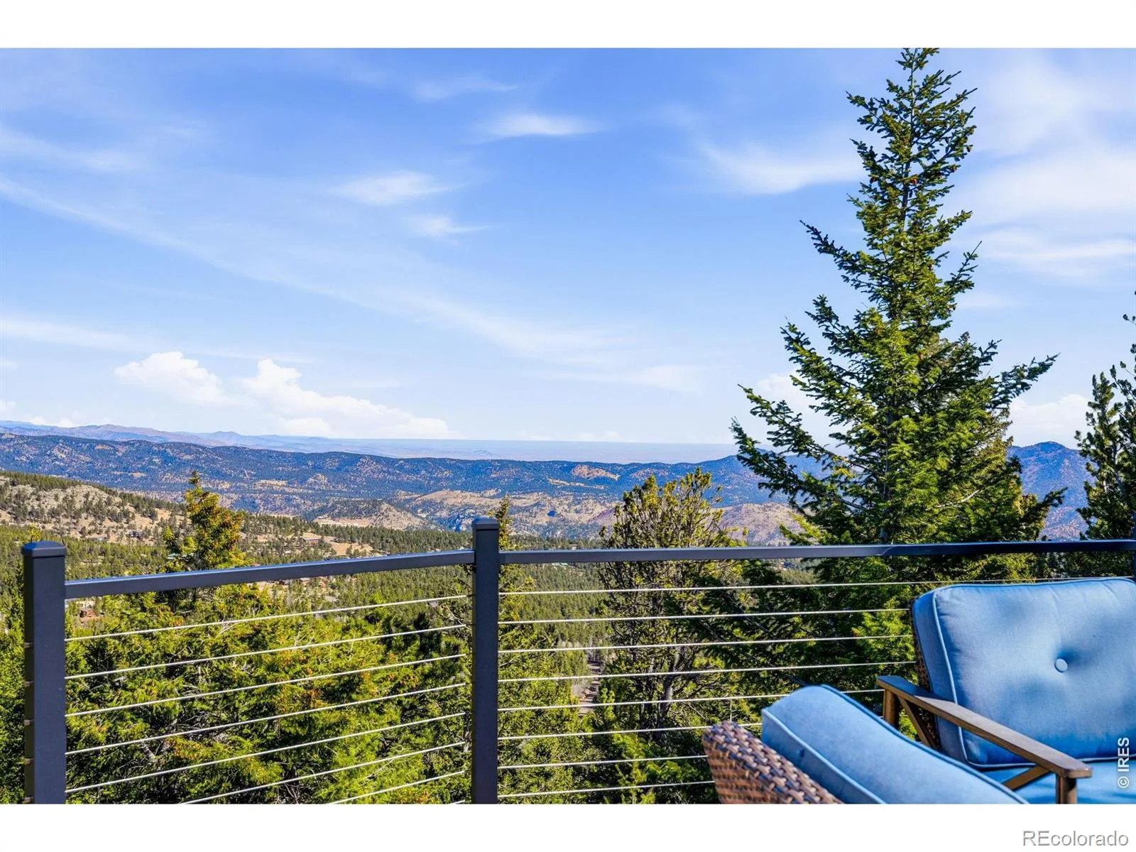 33090 Janelle Circle Golden CO 80403 MLS #RECIR1054736 05102026023426 1600 27