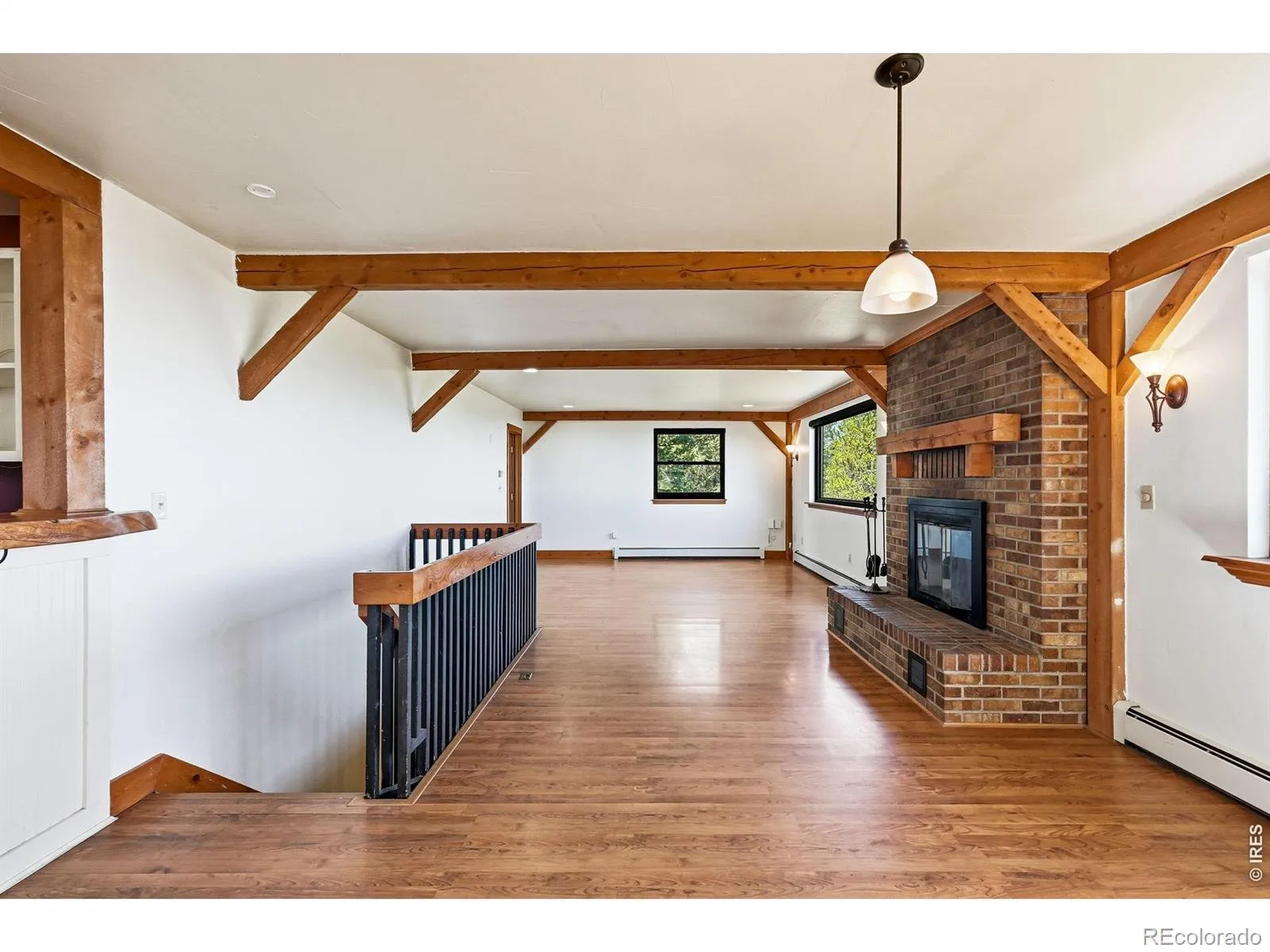 33090 Janelle Circle Golden CO 80403 MLS #RECIR1054736 05102026023426 1600 4