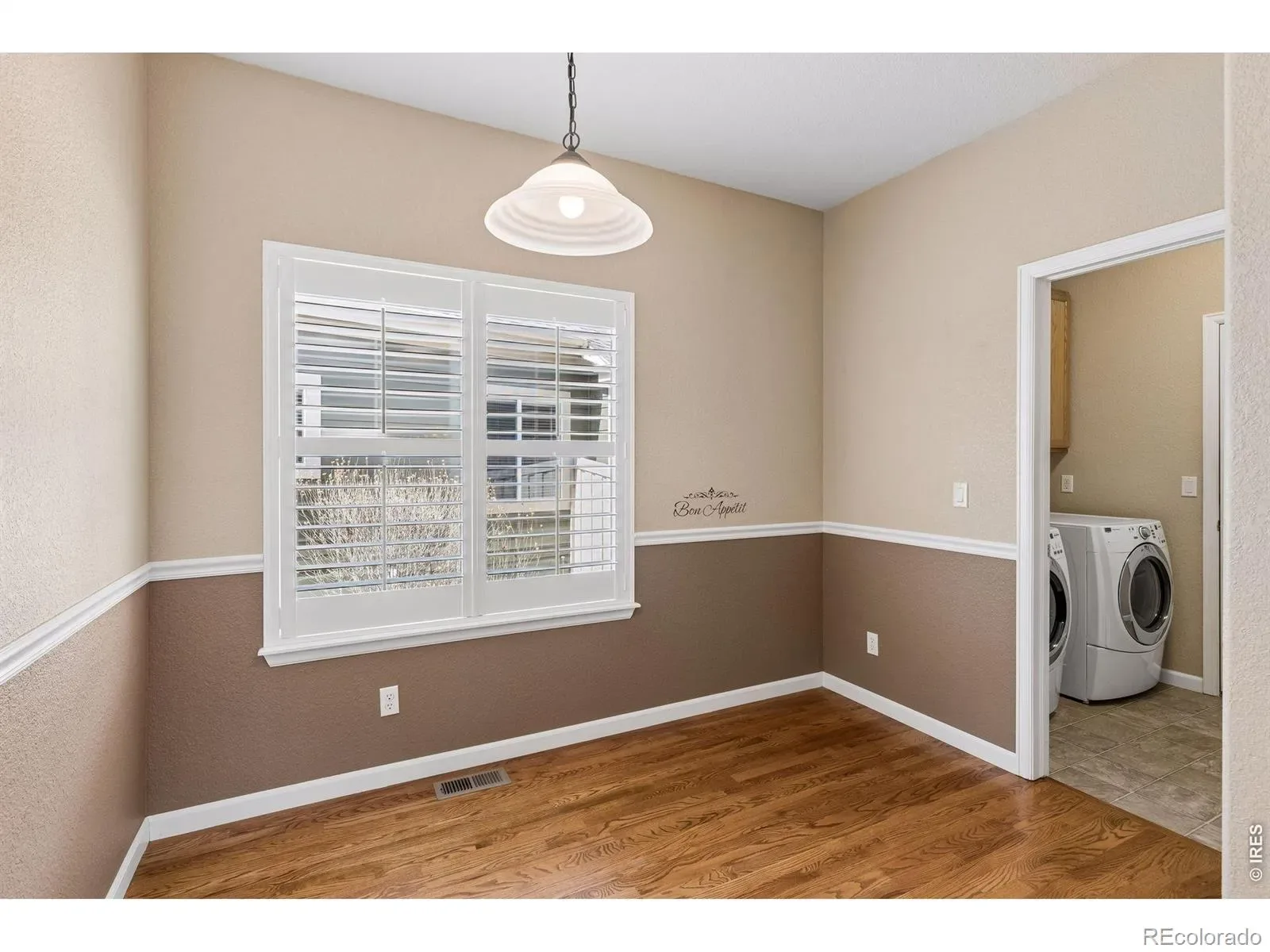 03262026211454 1600 32