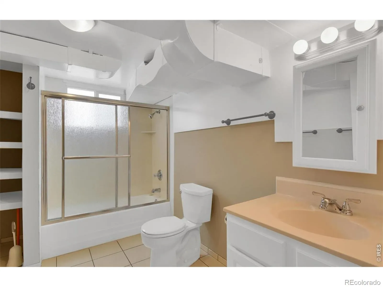 03272026042455 1600 20