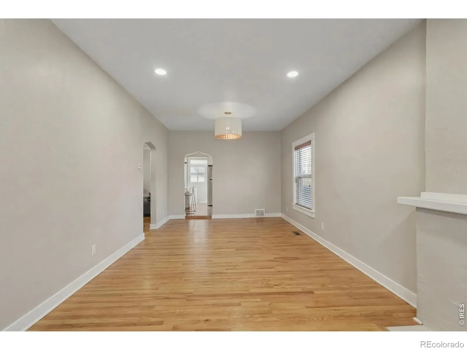 03272026004106 1600 3