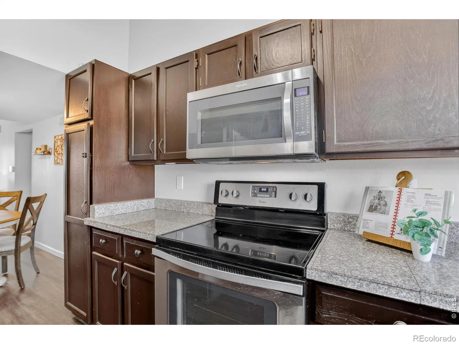 447 Wright Street #319 Lakewood CO 80228 MLS #RECIR1054903 05142026005523 1600 7