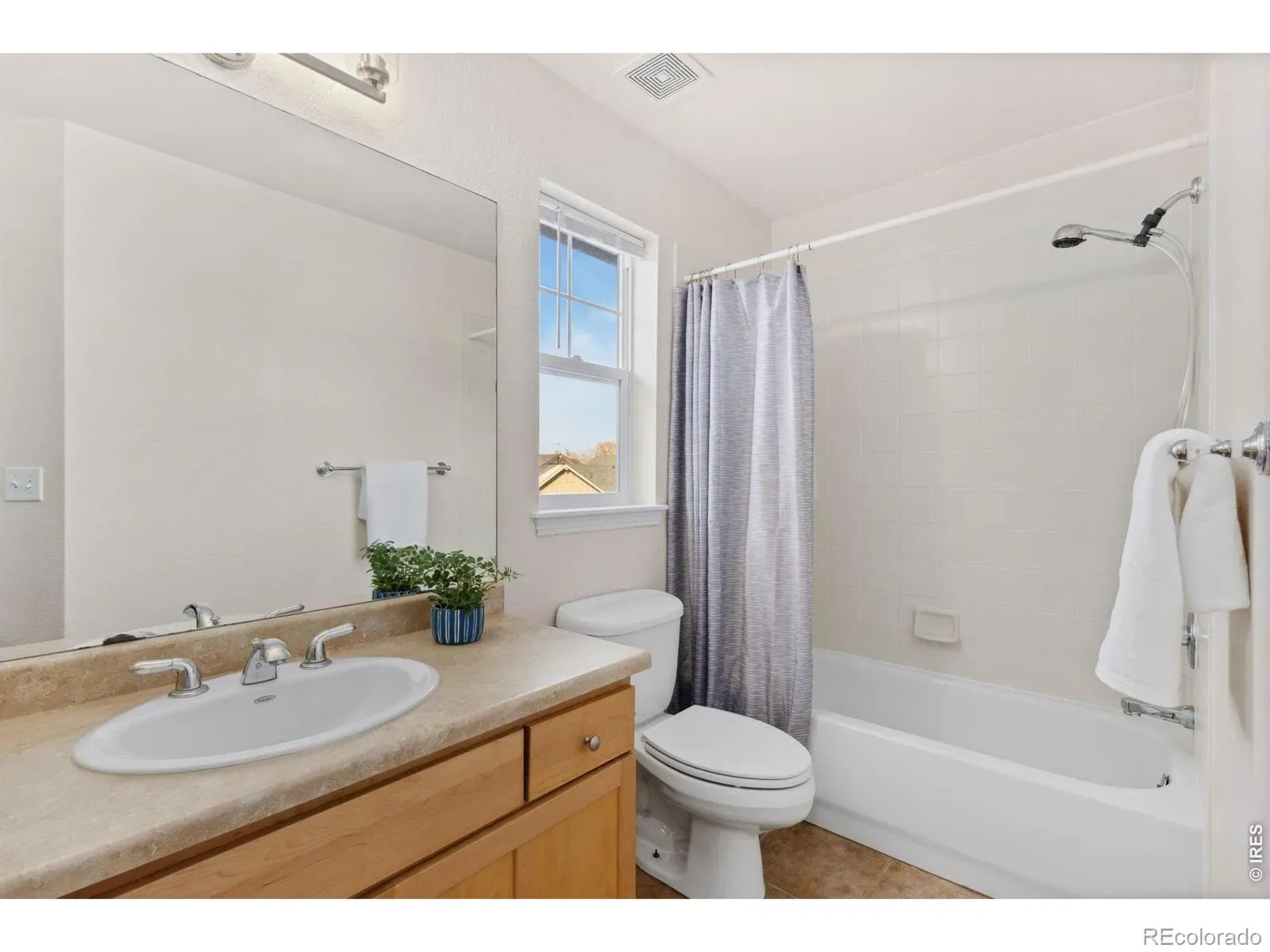 03272026161958 1600 16