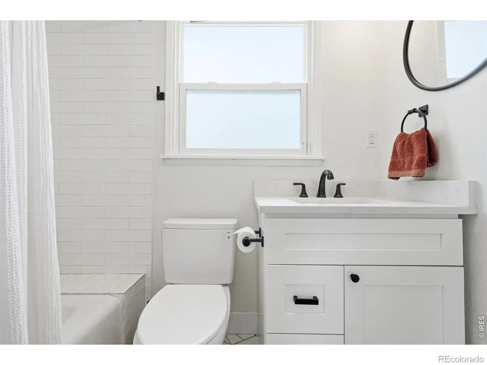 03292026002317 1600 24