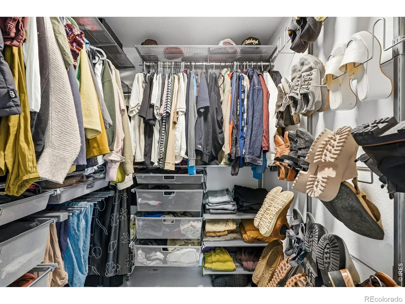 03292026002317 1600 26