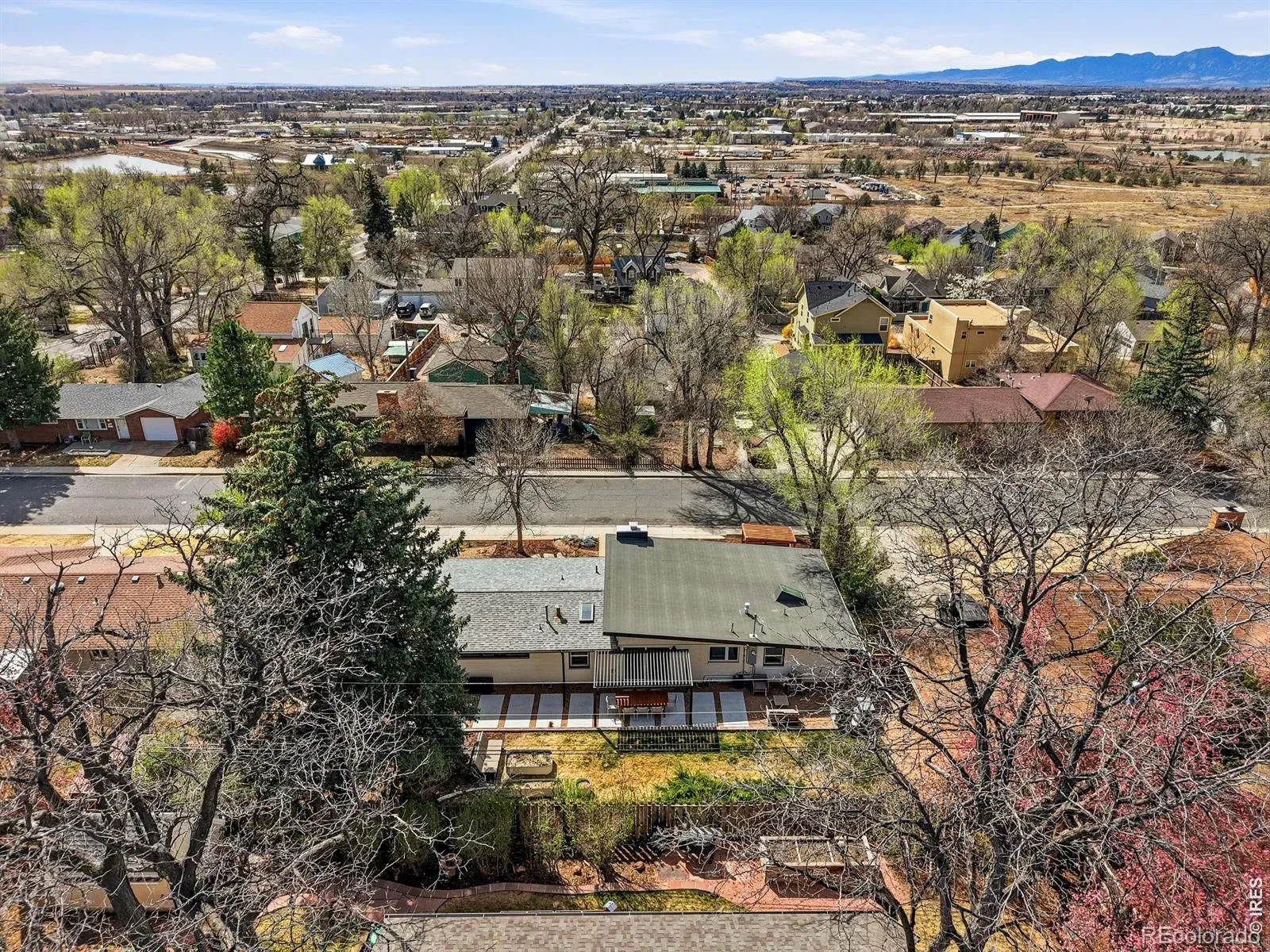 03292026002317 1600 42