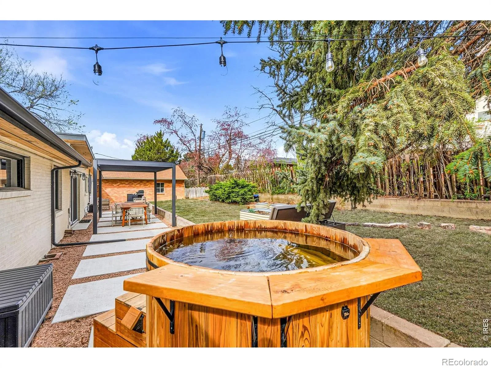 03292026002317 1600 5