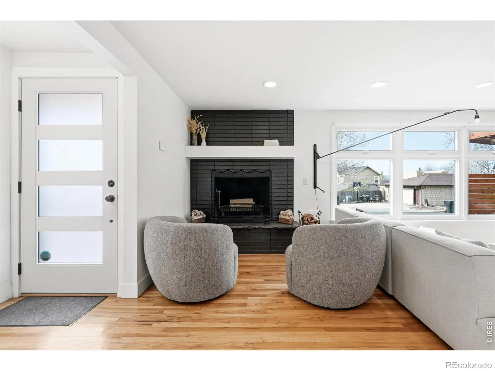 03292026002317 1600 7