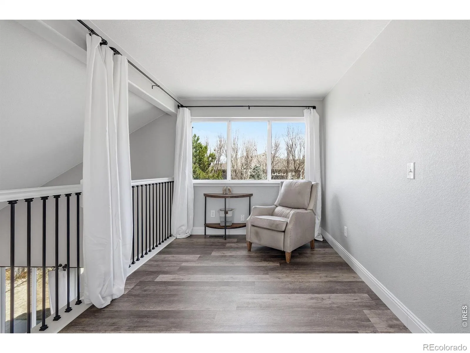 5204 Clover Basin Drive Longmont CO 80503 MLS #RECIR1054977 04302026010608 1600 19