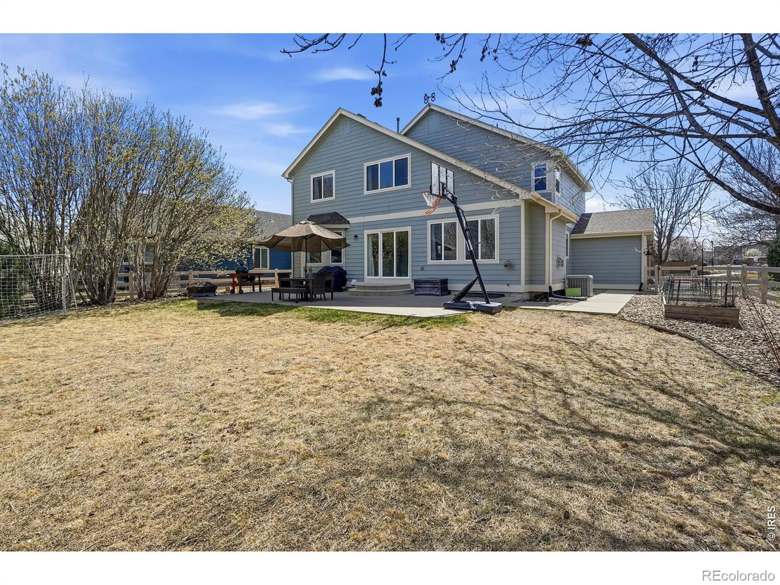 5204 Clover Basin Drive Longmont CO 80503 MLS #RECIR1054977 04302026010608 1600 30