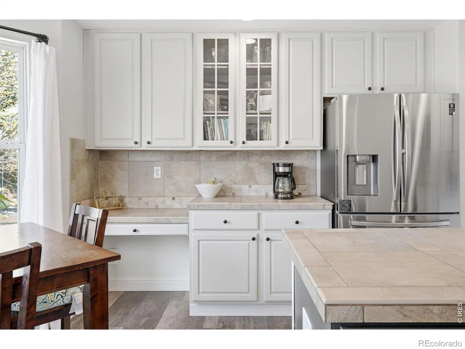 5204 Clover Basin Drive Longmont CO 80503 MLS #RECIR1054977 04302026010608 1600 6