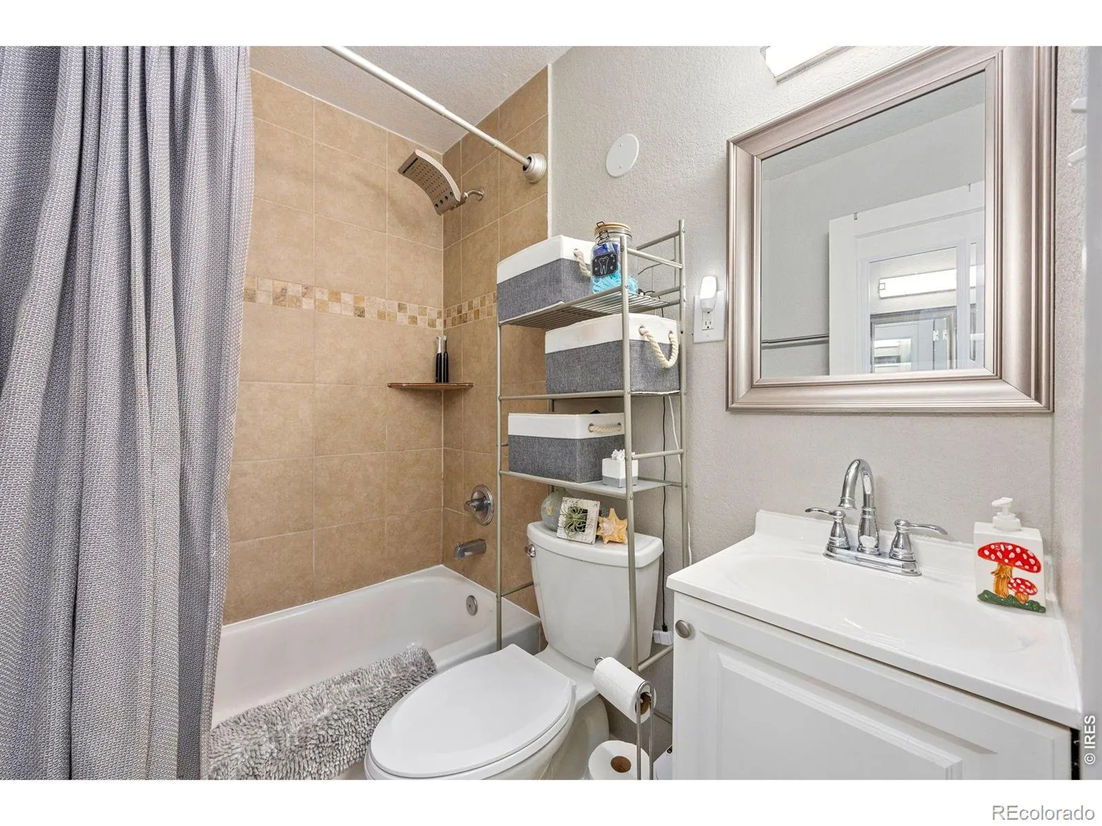 740 Ironton Street Aurora CO 80010 MLS #RECIR1054999 04032026233127 1600 19