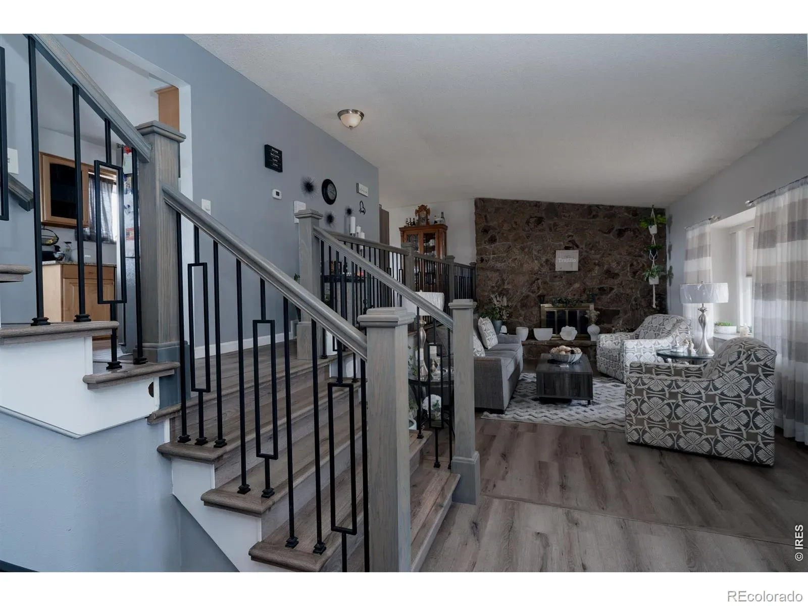 03282026004259 1600 5