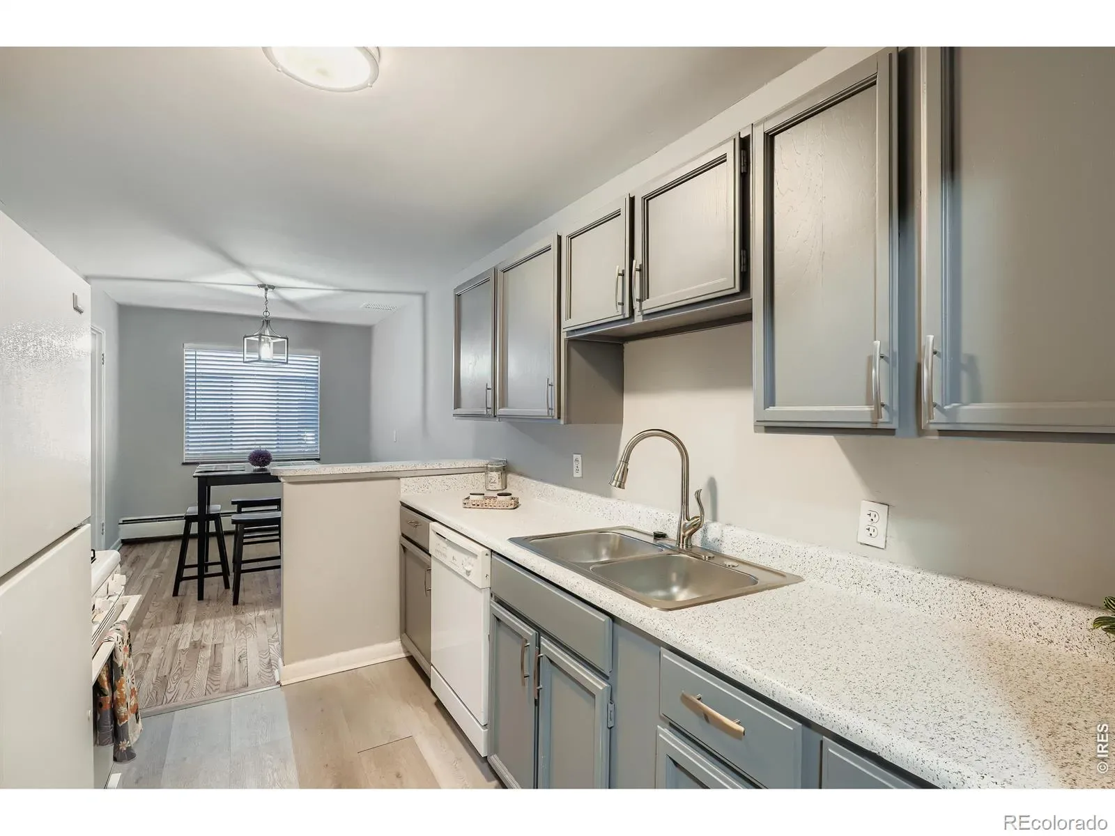 1375 N Williams Street #105 Denver CO 80218 MLS #REC5733103 03282026035147 1600 4