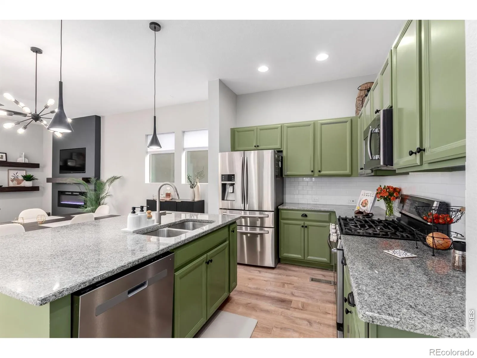 1440 W 67th Avenue Denver CO 80221 MLS #RECIR1055056 05122026011908 1600 11