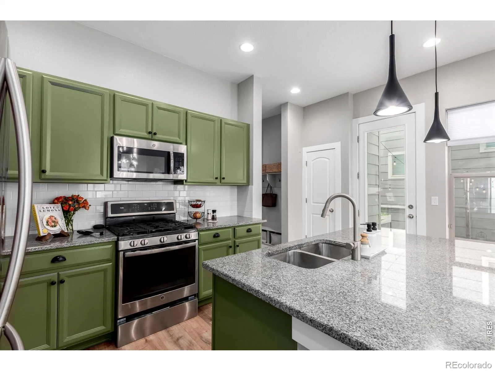 1440 W 67th Avenue Denver CO 80221 MLS #RECIR1055056 05122026011908 1600 5