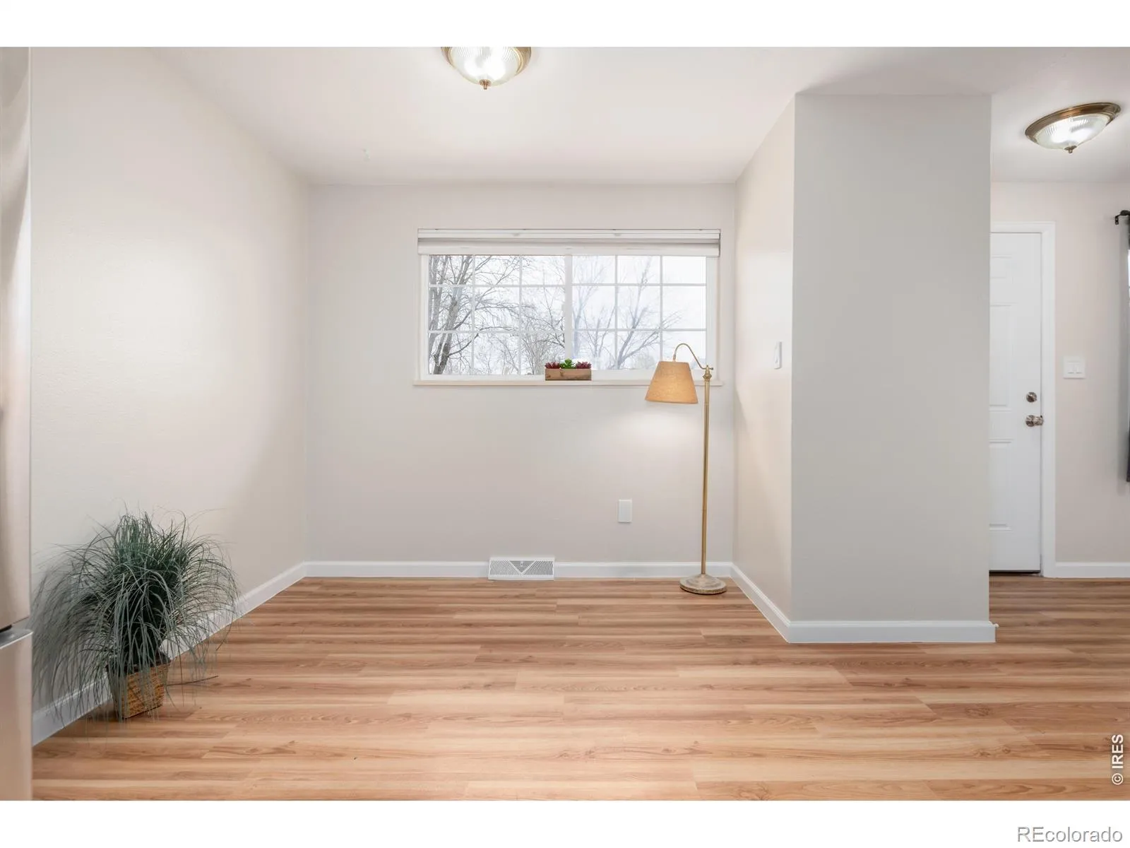 04042026005321 1600 10