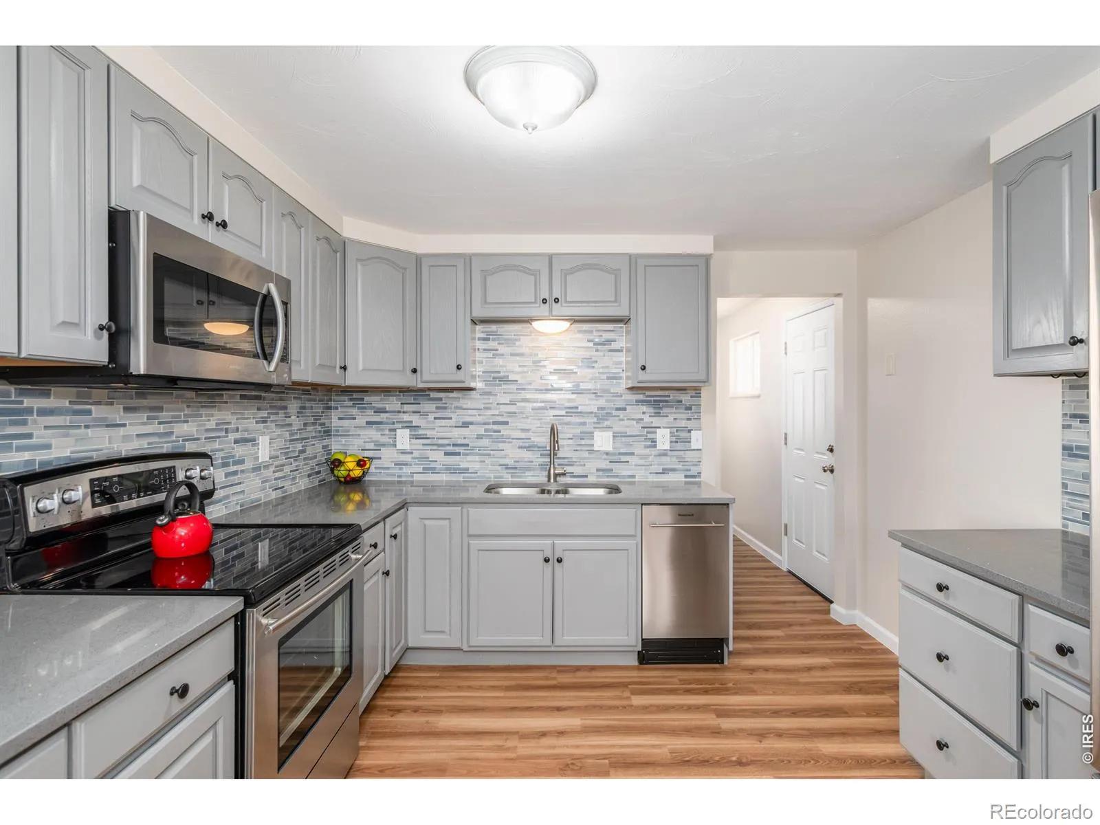 04042026005321 1600 15