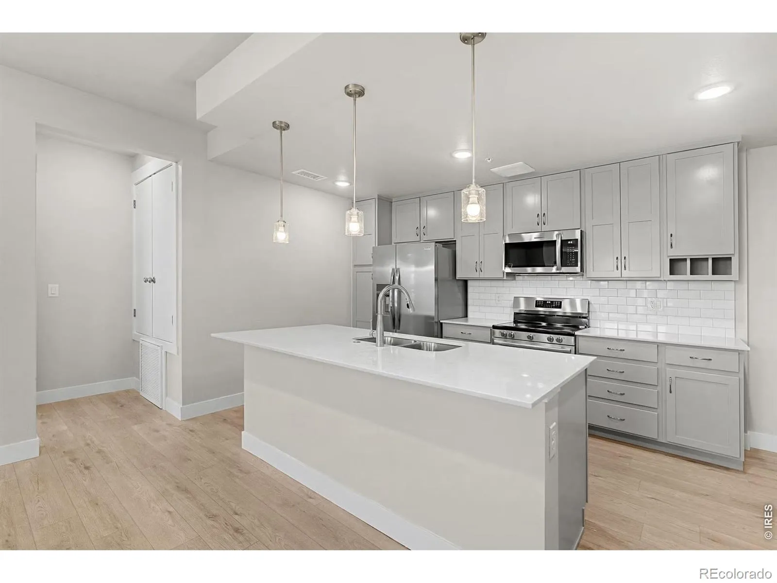 04102026153004 1600 0