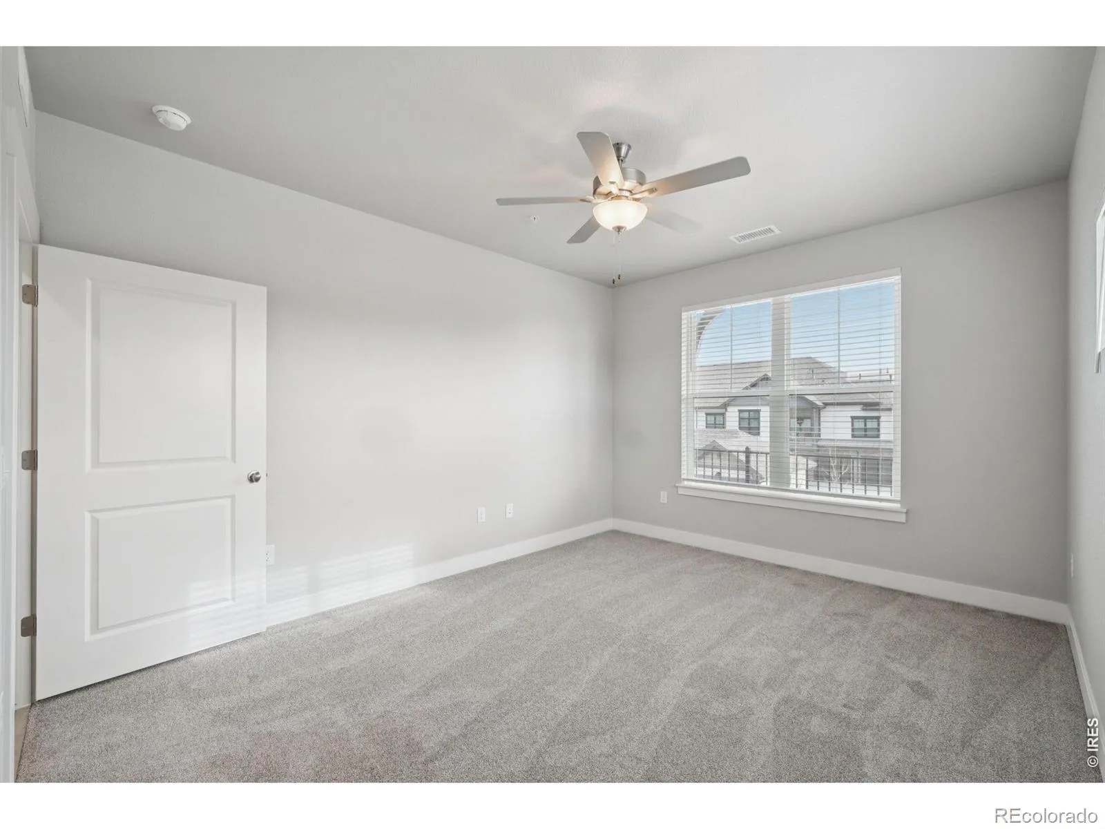 04102026153004 1600 14