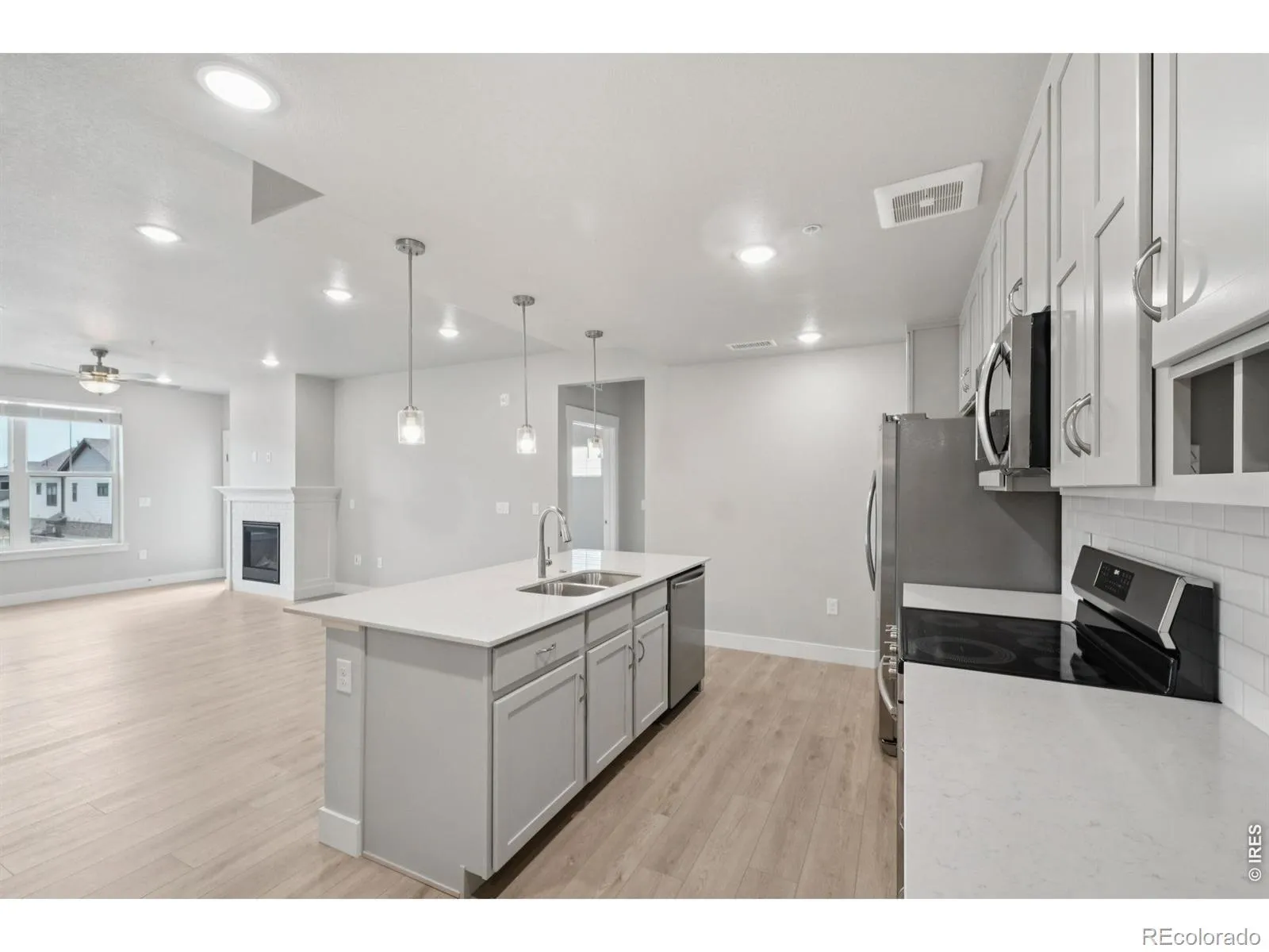 04102026153004 1600 2