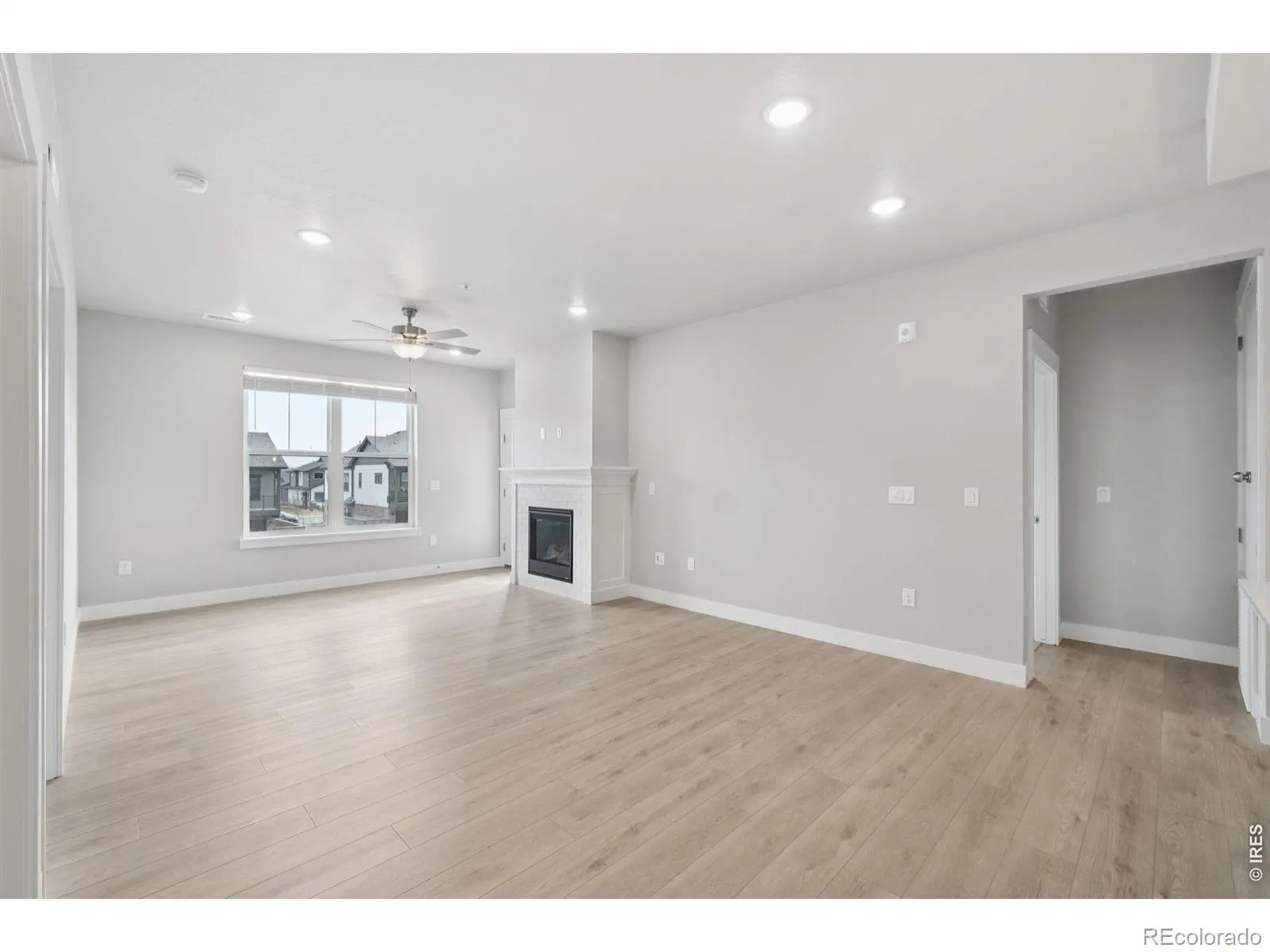 04102026153004 1600 5