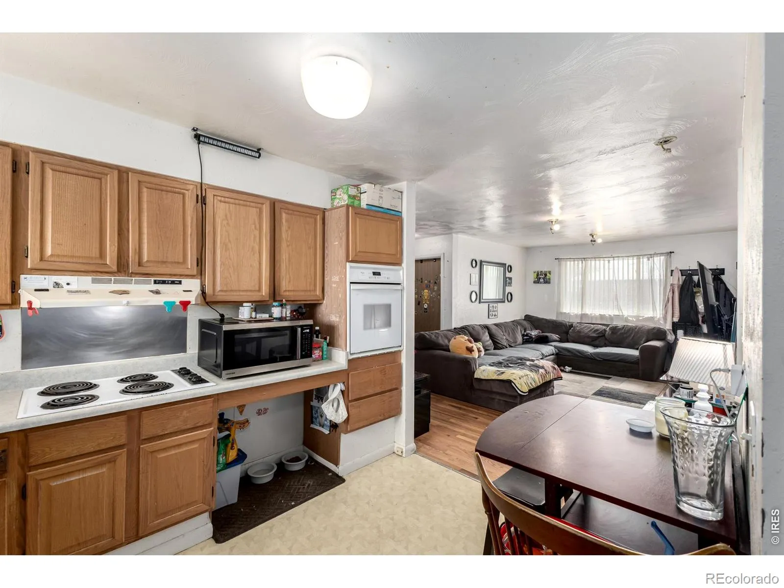 04012026150800 1600 10