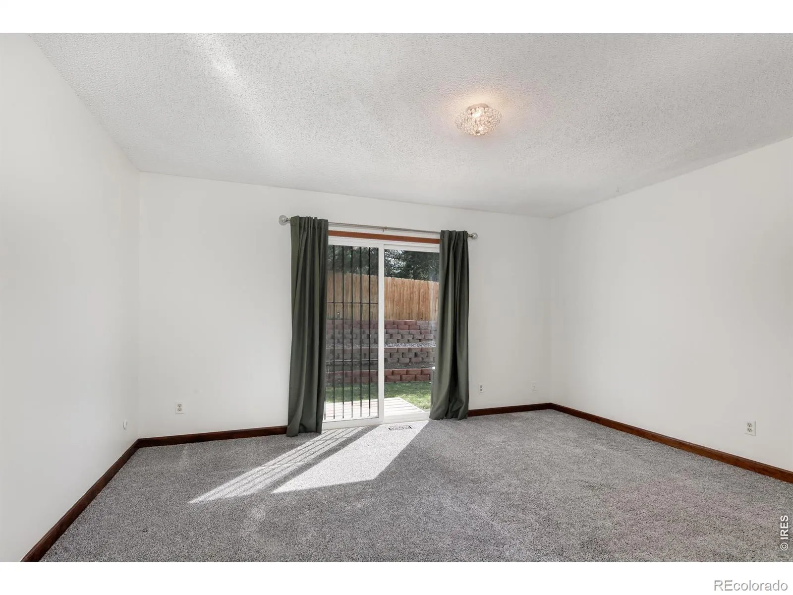 1224 Cornell Drive Longmont CO 80503 MLS #RECIR1055246 04302026041506 1600 16