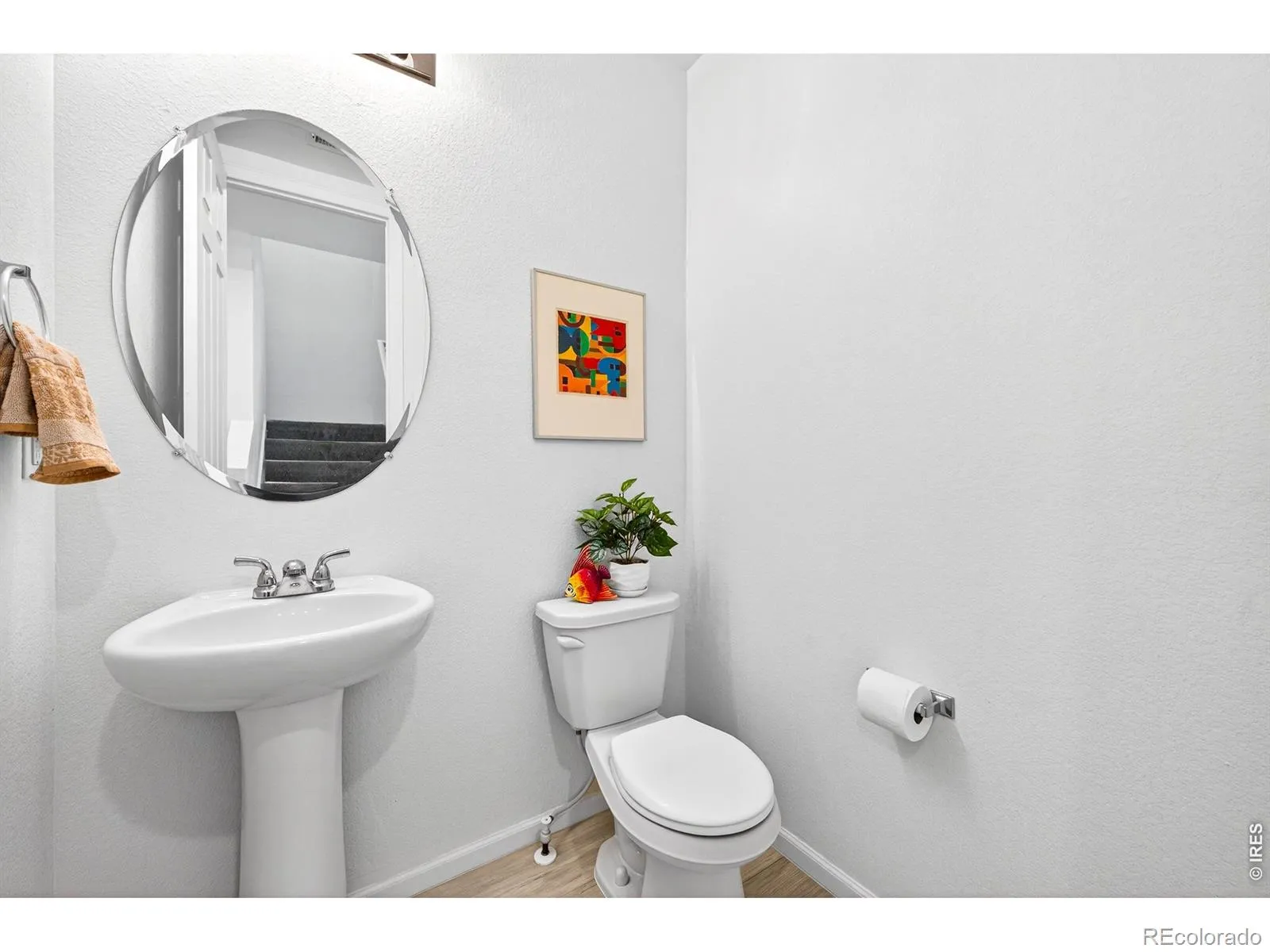 04012026185357 1600 16