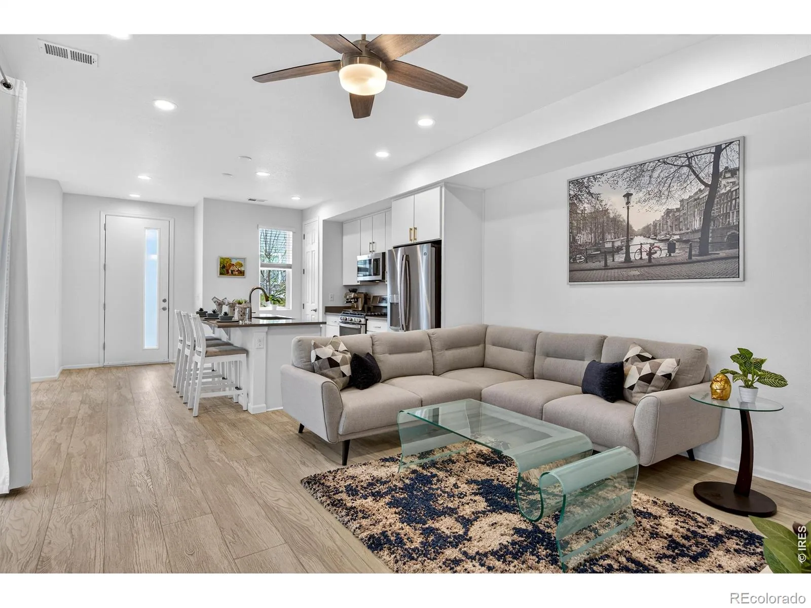 04012026185357 1600 6