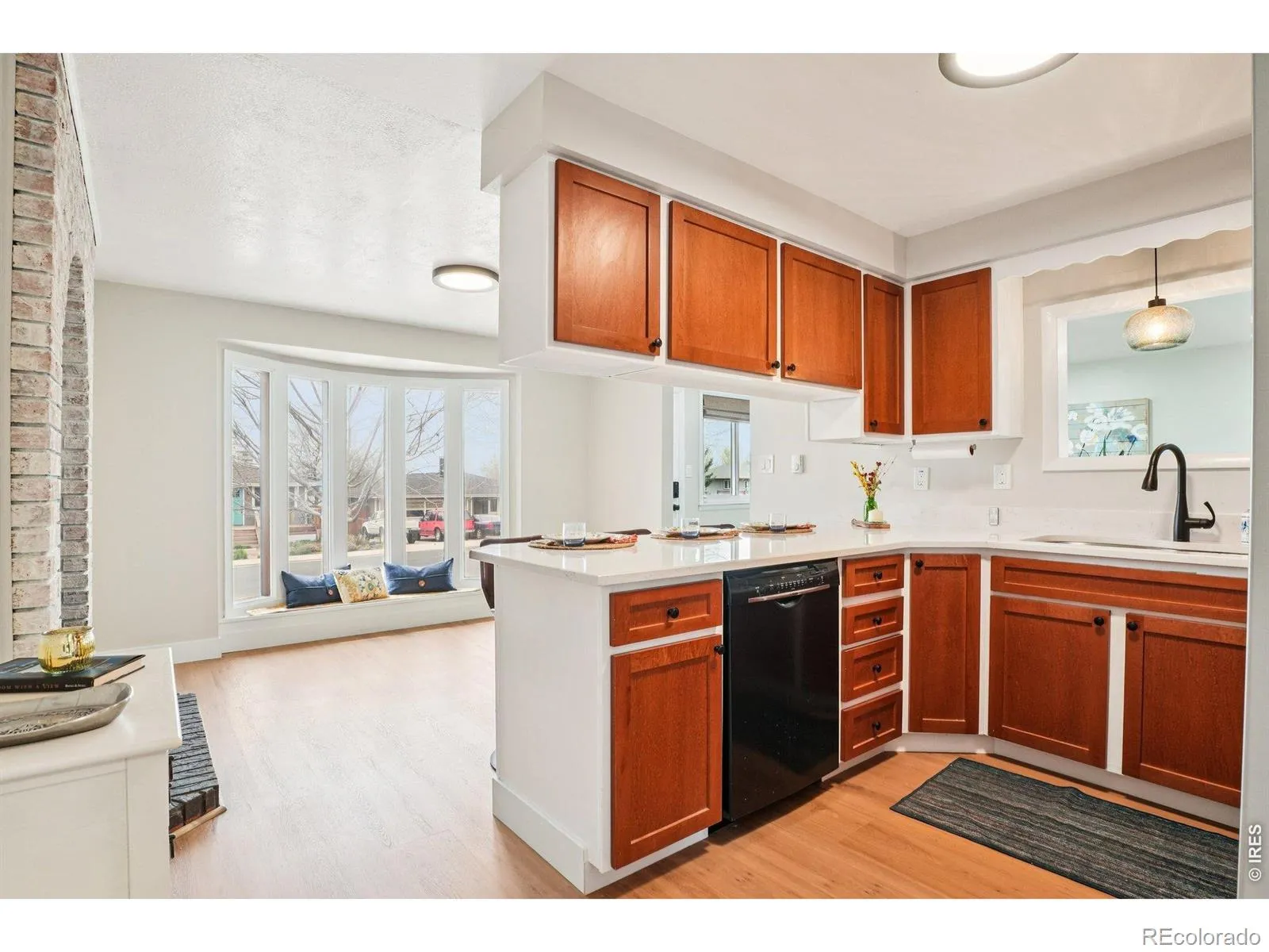 04022026232118 1600 12