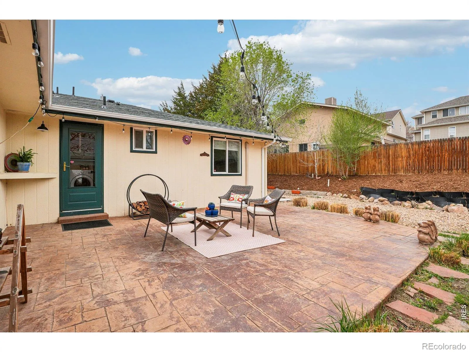 04022026232118 1600 32