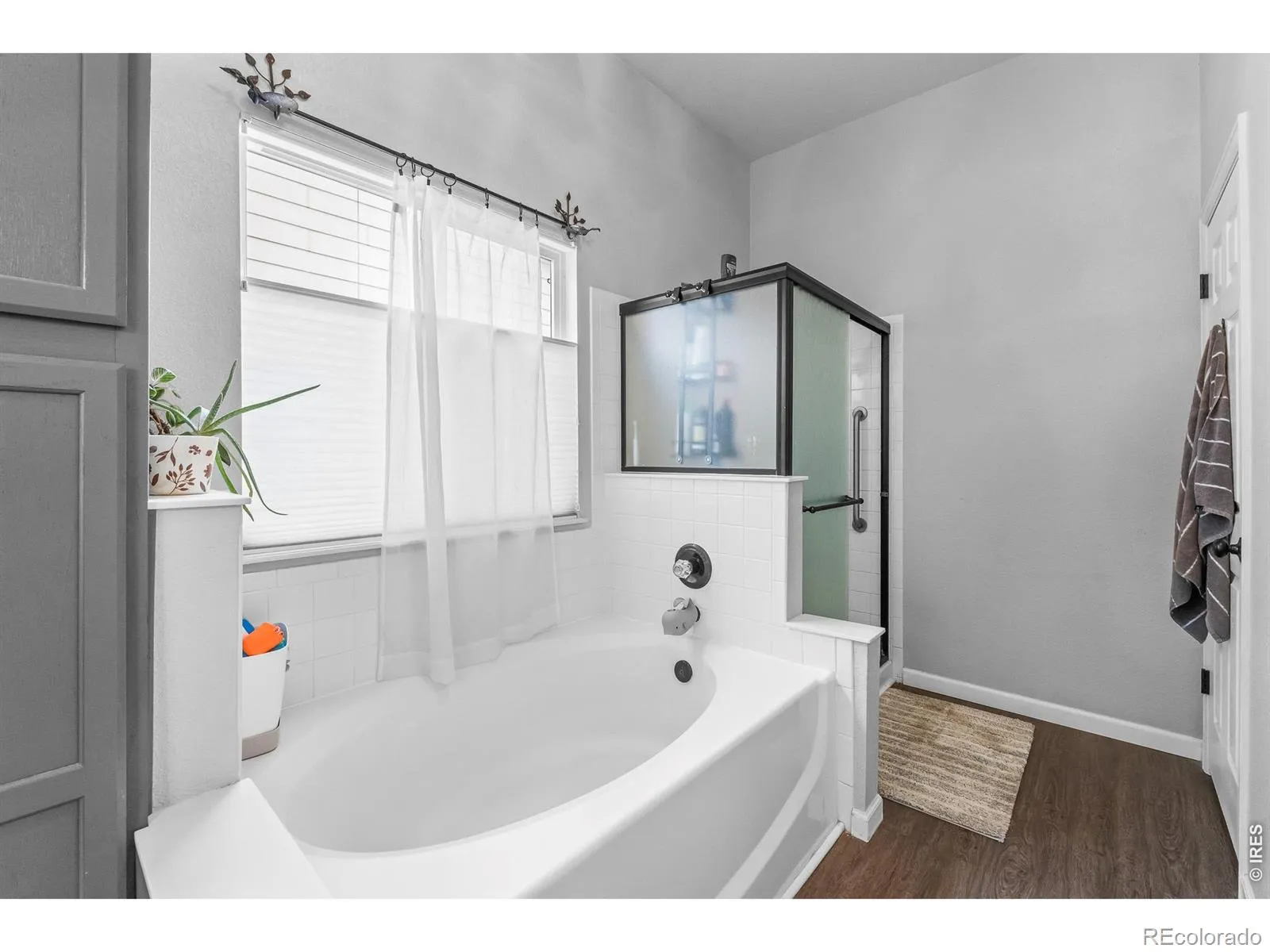 1710 Polo Way Longmont CO 80504 MLS #RECIR1055354 05022026054724 1600 24