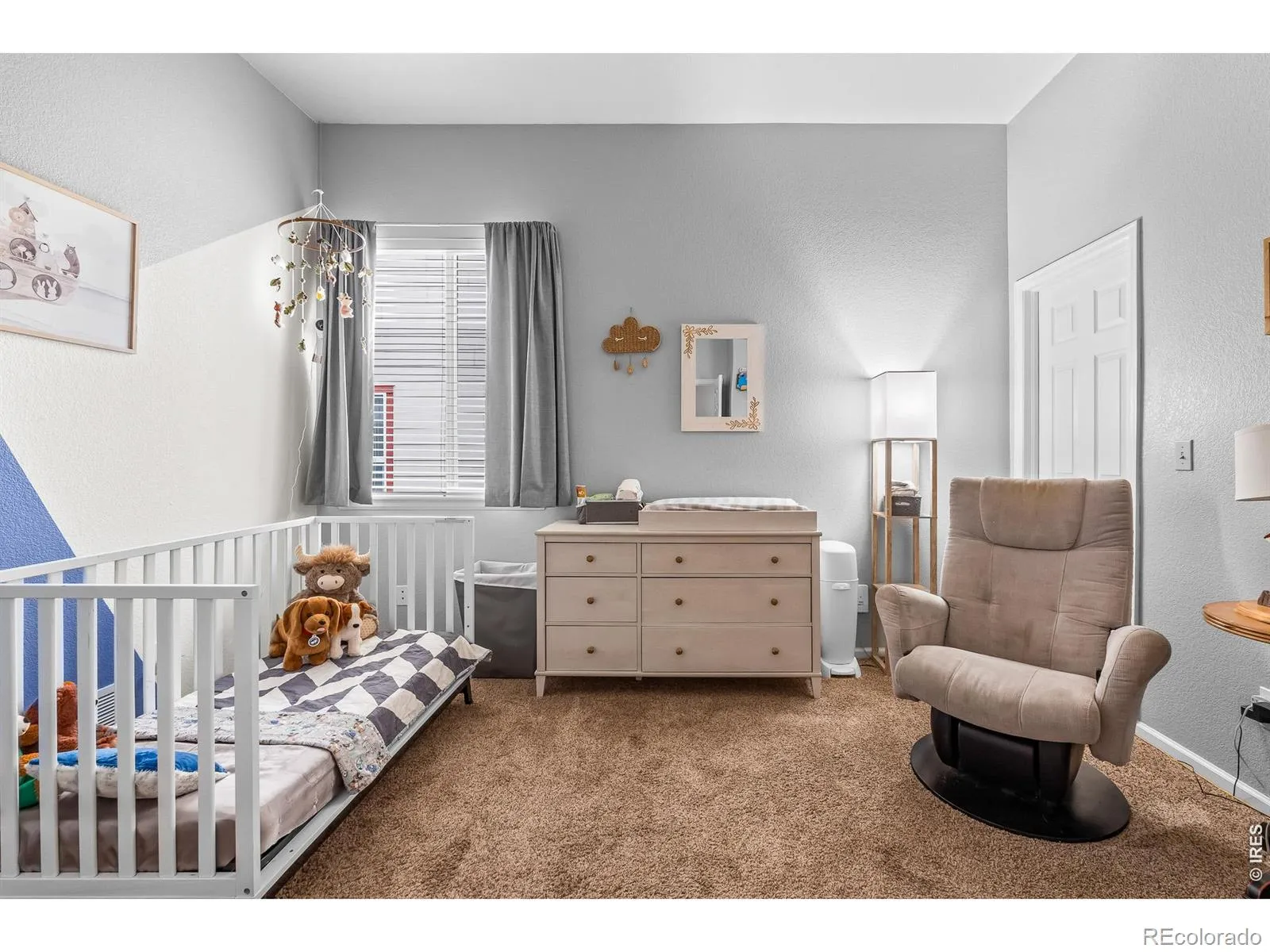 1710 Polo Way Longmont CO 80504 MLS #RECIR1055354 05022026054724 1600 27