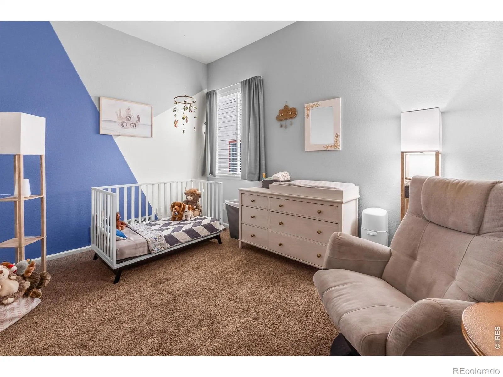 1710 Polo Way Longmont CO 80504 MLS #RECIR1055354 05022026054724 1600 28