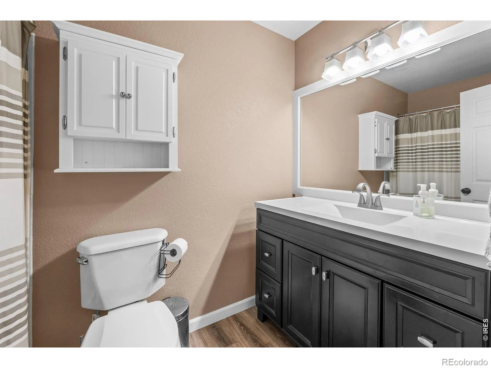 1710 Polo Way Longmont CO 80504 MLS #RECIR1055354 05022026054724 1600 29