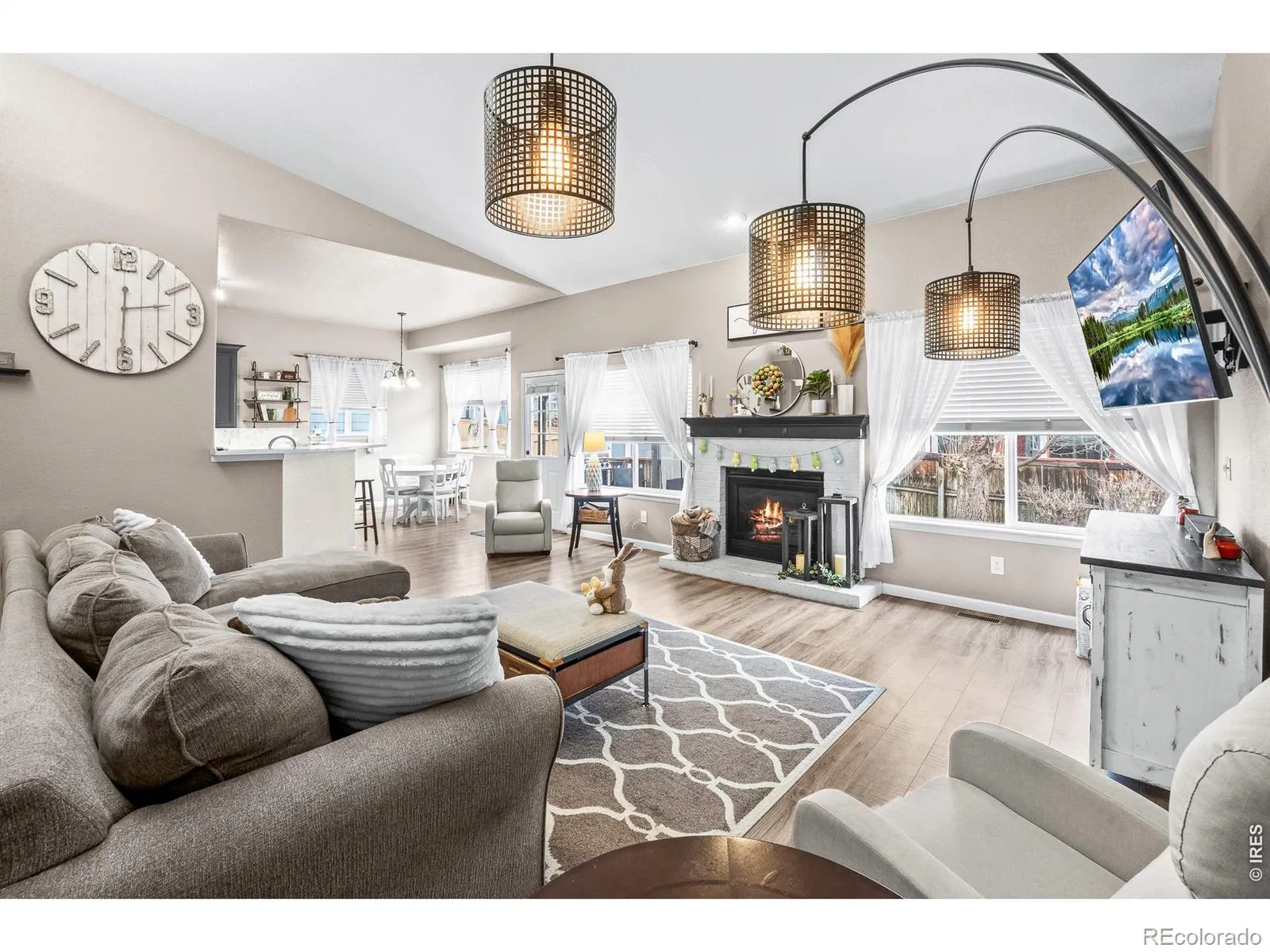 1710 Polo Way Longmont CO 80504 MLS #RECIR1055354 05022026054724 1600 7