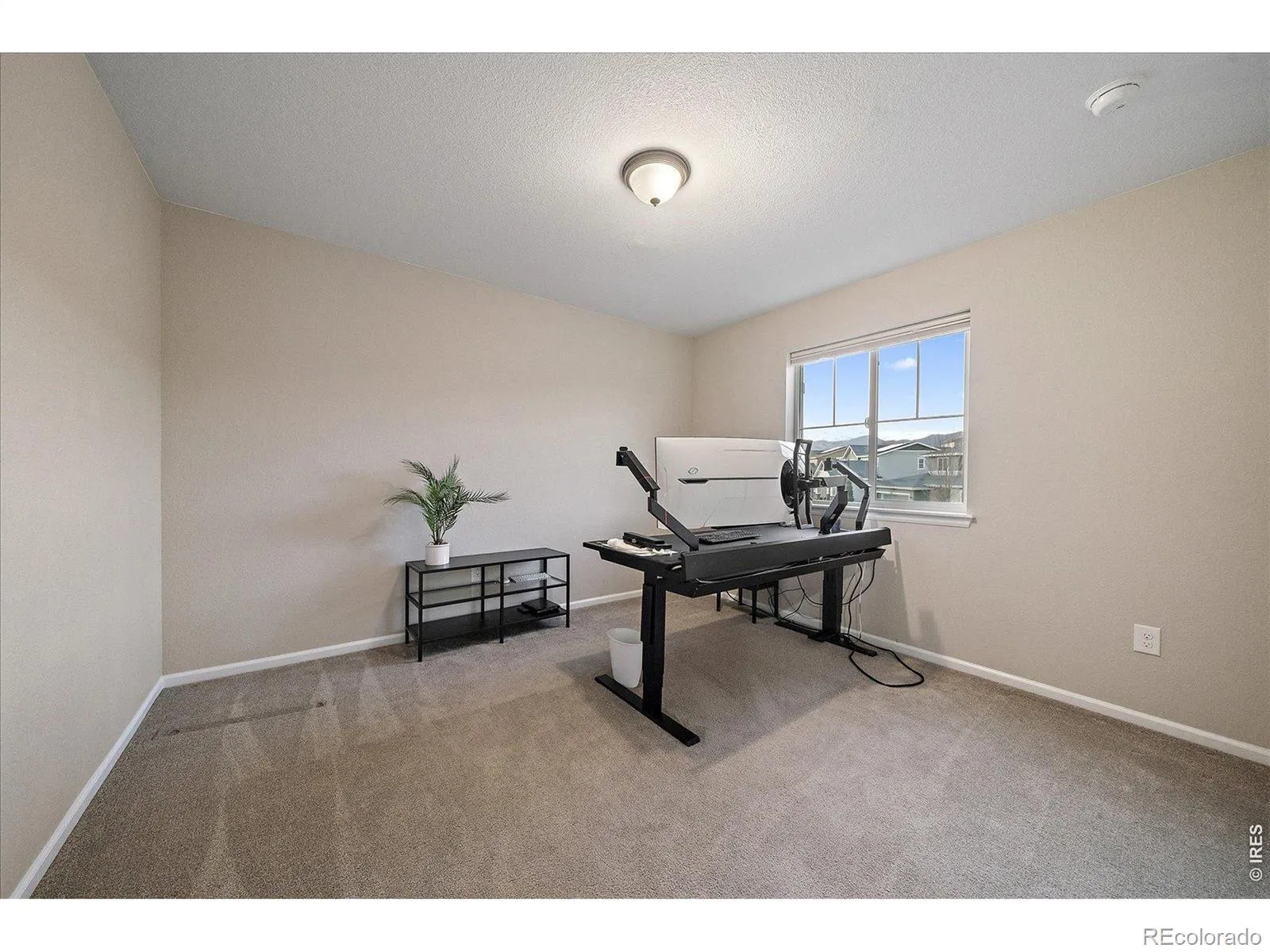 04062026173911 1600 16