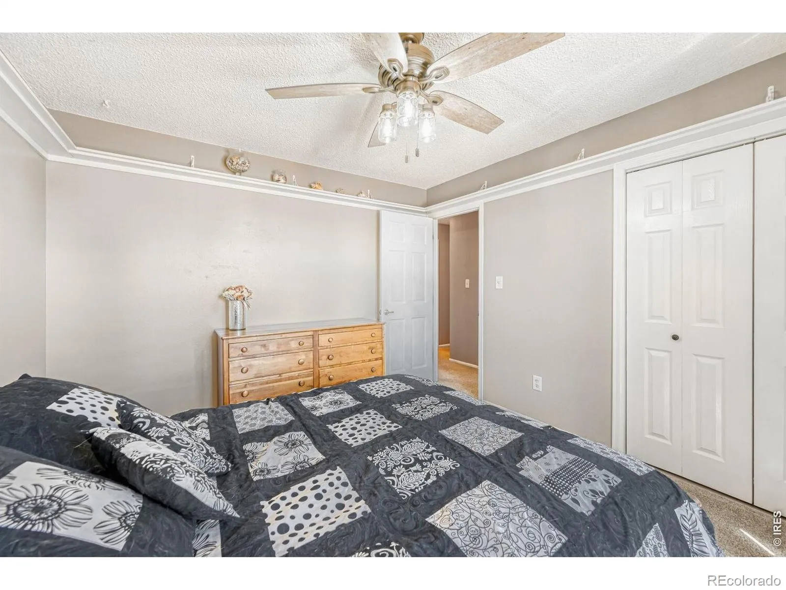 1617 Ithaca Court Longmont CO 80503 MLS #RECIR1055501 04302026041522 1600 18